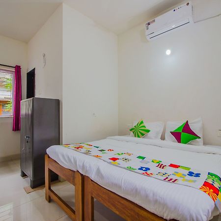 Oyo 13098 Home Studio Siolim Exterior photo