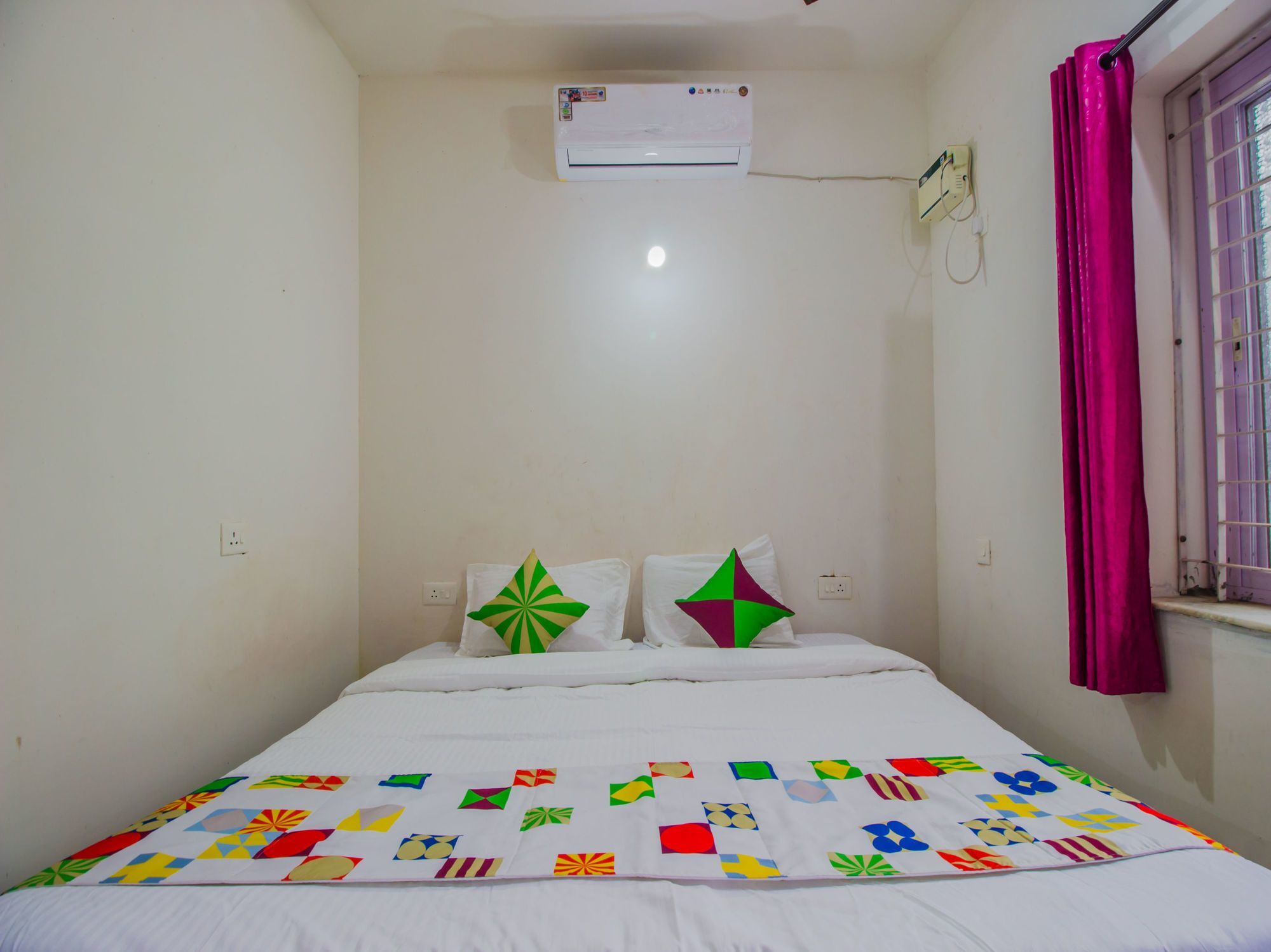 Oyo 13098 Home Studio Siolim Exterior photo